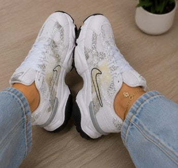 NIKE V2k ESCARCHADO - TENIS DAMA